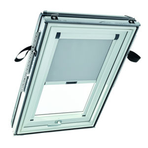 Roleta zatemňujicí ROTO ZRV pro okna R4/R7 barva světle šedá 740×1180 mm