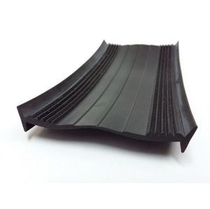 Spodní gumový profil šíře 60mm pro polykarbonátové desky